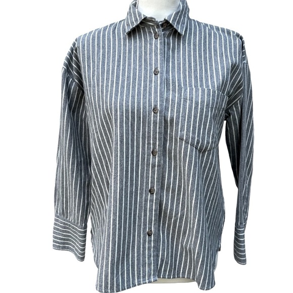 Madewell NWOT NWOT Grey and White Striped Westward Flannel Size X-Small - Picture 2 of 16